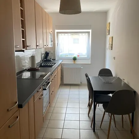 Frisch Sanierte, Moderne Eigentumswohnung Apartment